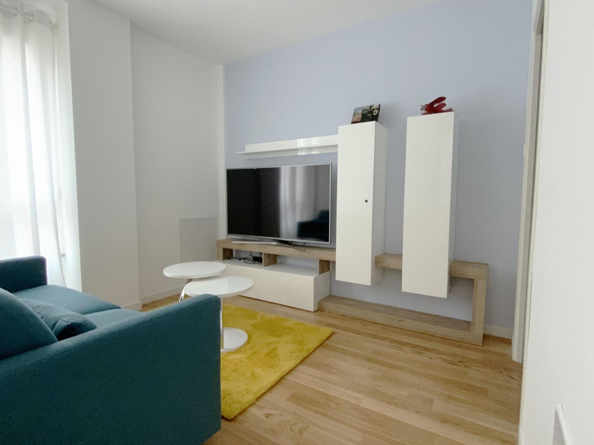 Paullo Suite, Milan